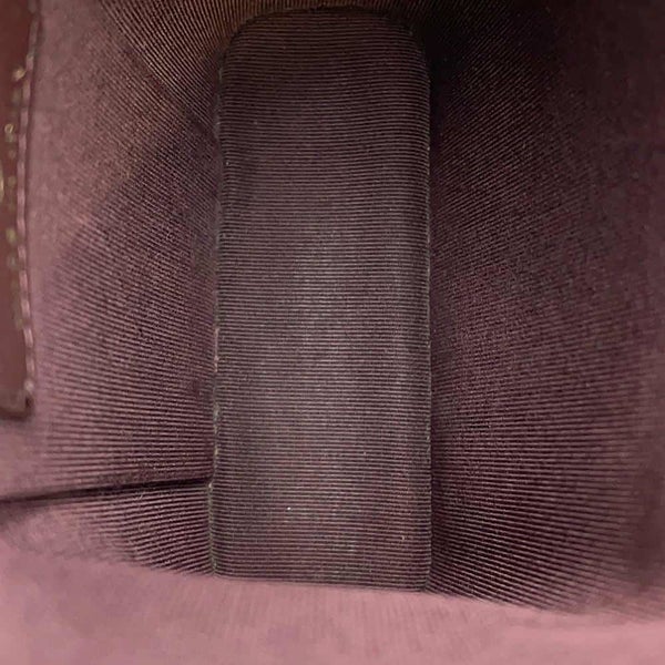 シャネル チェーンショルダーバッグ マトラッセ ココマーク クラシック バニティ フォンケース キャビアスキン AP2084 CHANEL 黒