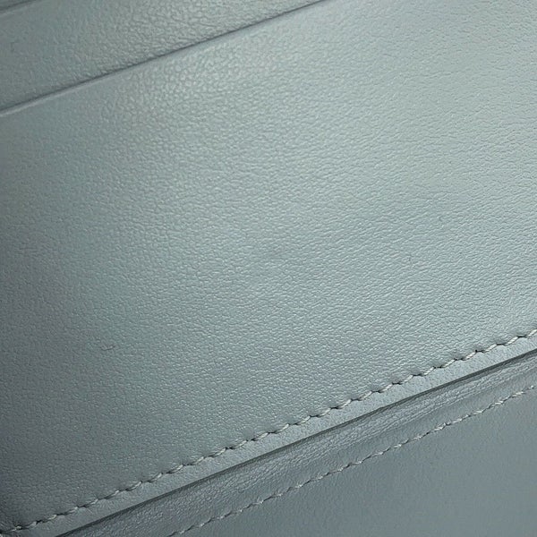 セリーヌ 三つ折り財布 トリオンフ スモール フラップウォレット 10D783DPV CELINE 財布