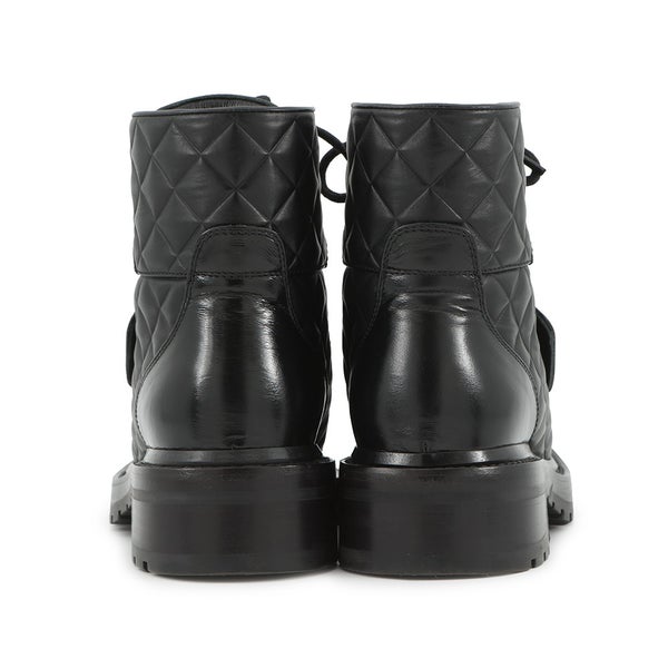 シャネル ショートブーツ マトラッセ ココマーク レースアップ レザー レディースサイズ35 G39516 CHANEL 靴 黒