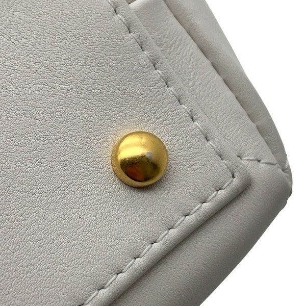 シャネル チェーンショルダーバッグ ココマーク マトラッセ トップハンドル カーフレザー CHANEL 2way 白