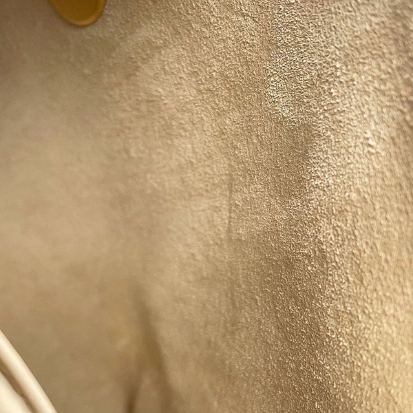 シャネル チェーンショルダーバッグ ココマーク マトラッセ トップハンドル カーフレザー CHANEL 2way 白