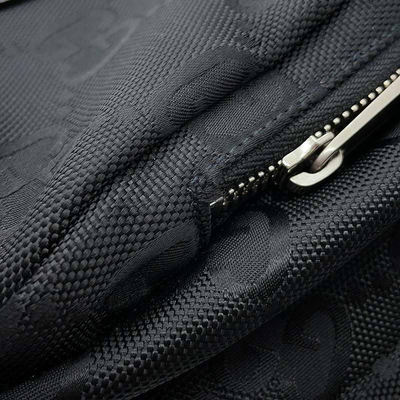 グッチ ボディバッグ  オフザグリッド GGナイロン 739376 GUCCI ウエストバッグ 黒