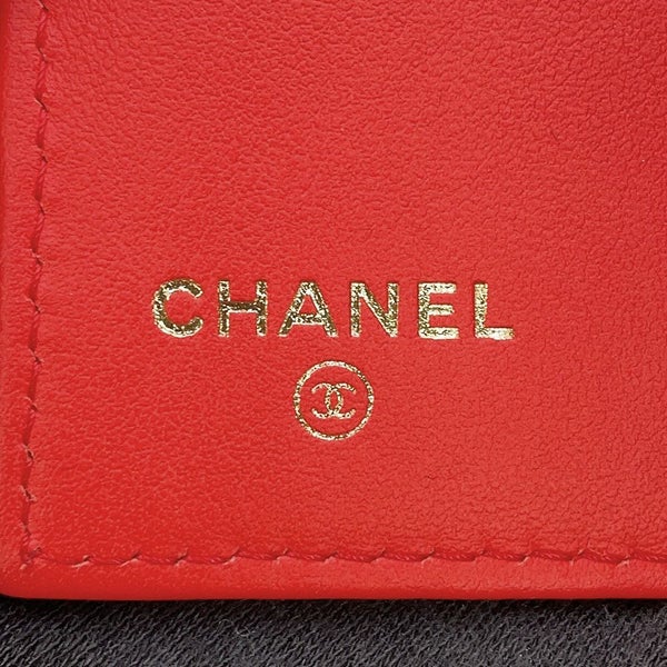 シャネル 三つ折り財布 マトラッセ ココマーク ミディアム フラップウォレット キャビアスキン A84341 CHANEL
