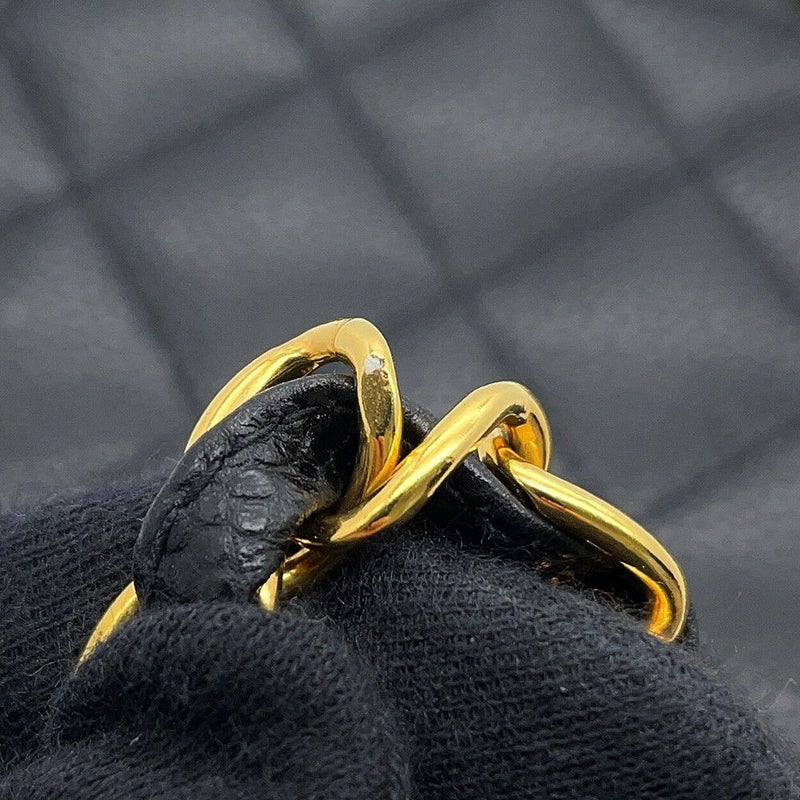 シャネル チェーンショルダーバッグ マトラッセ25 ココマーク ダイアナ キャビアスキン A01165 CHANEL 黒