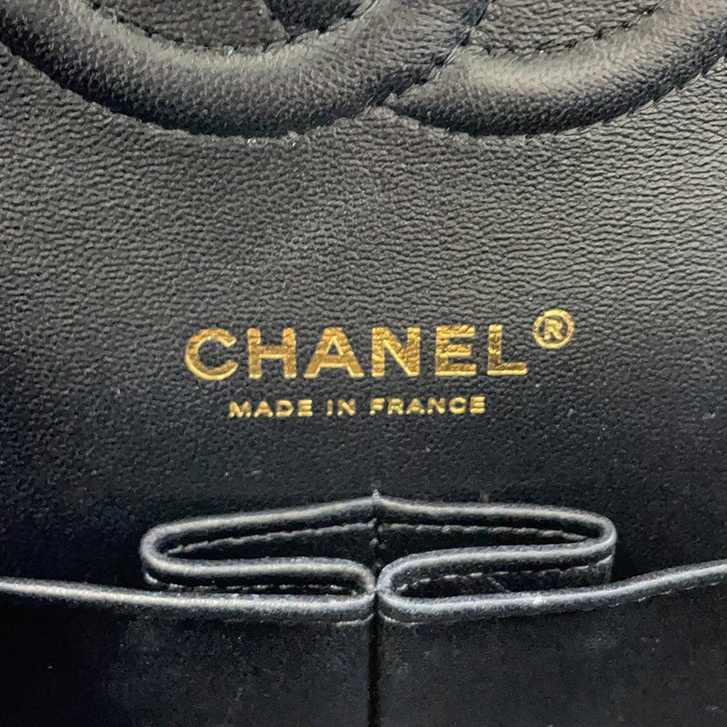 シャネル チェーンショルダーバッグ マトラッセ25 ココマーク ワッペン ダブルチェーン ラムスキン A01112 CHANEL 黒 24年クルーズ