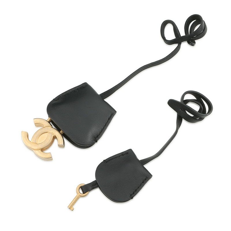 シャネル チェーンショルダーバッグ CCフィリグリー バニティバッグ キャビアスキン A93343 CHANEL 黒