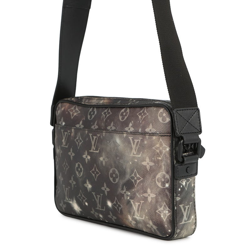 ルイヴィトン ショルダーバッグ モノグラム・ギャラクシー アルファ・メッセンジャー M44165 ヴィトン ブラック 黒