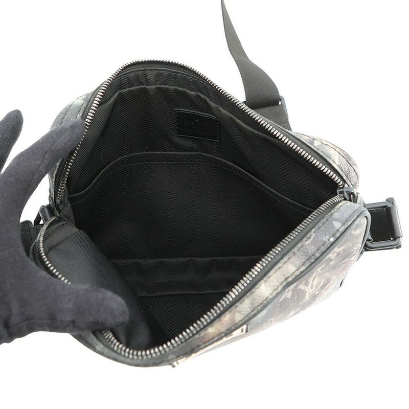 ルイヴィトン ショルダーバッグ モノグラム・ギャラクシー アルファ・メッセンジャー M44165 ヴィトン ブラック 黒