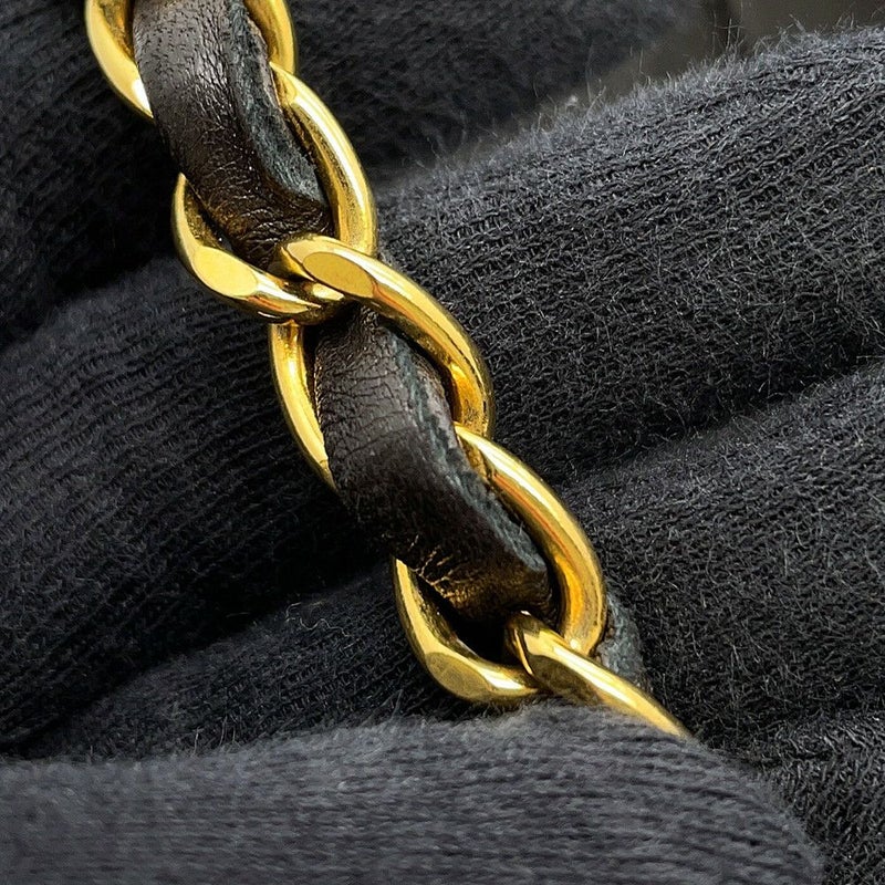 シャネル チェーンショルダーバッグ マトラッセ ココマーク ダイアナ ラムスキン A01164 CHANEL 黒