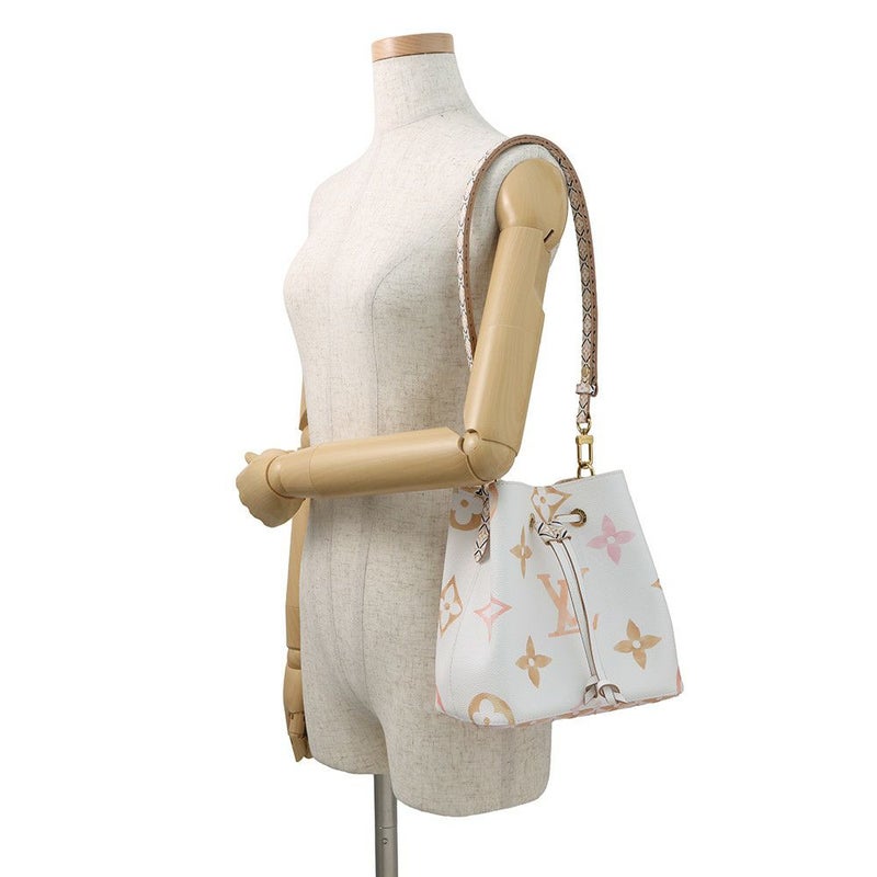 ルイヴィトン ハンドバッグ モノグラム・ジャイアント バイ・ザ・プール ネオノエ BB M22985 バッグ 2way ショルダーバッグ 白