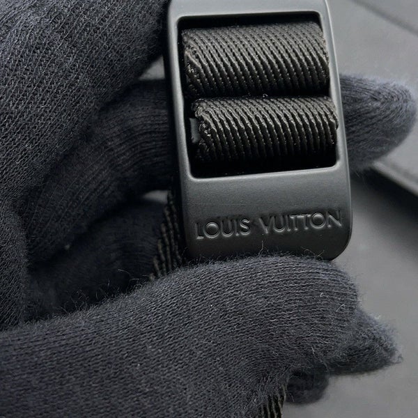 ルイヴィトン ショルダーバッグ ダーク・アンフィニティ メッセンジャー PM M52176 LOUIS VUITTON 黒 ブラック