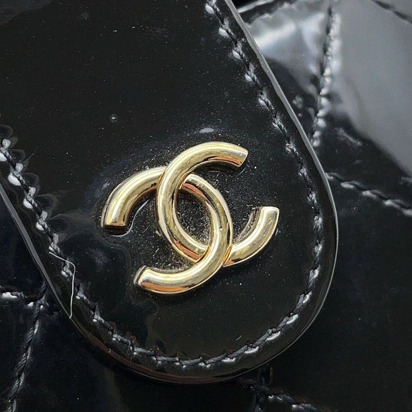 シャネル チェーンショルダーバッグ ココマーク マトラッセ バニティ パテント エナメル AP1616 CHANEL 黒