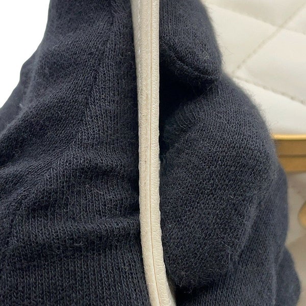 シャネル チェーンショルダーバッグ ココマーク マトラッセ バニティ ラムスキン AS2641 CHANEL 白