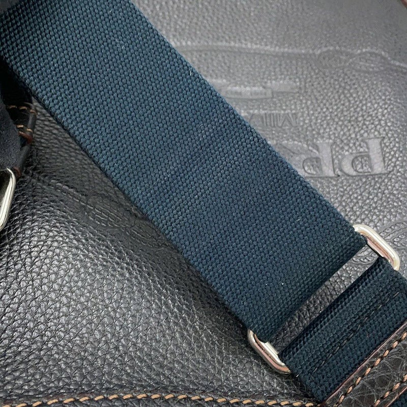 プラダ ショルダーバッグ ロゴ レザー BT0531 PRADA 黒