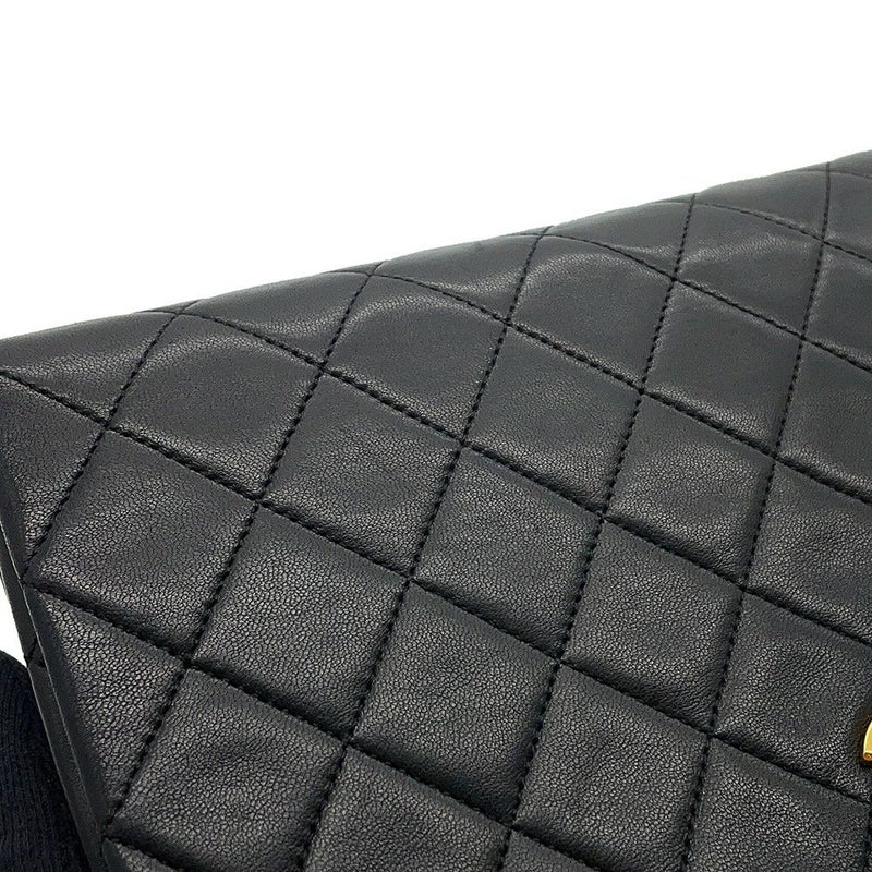 シャネル チェーンショルダーバッグ マトラッセ ココマーク フルフラップ ラムスキン A02500 CHANEL 黒