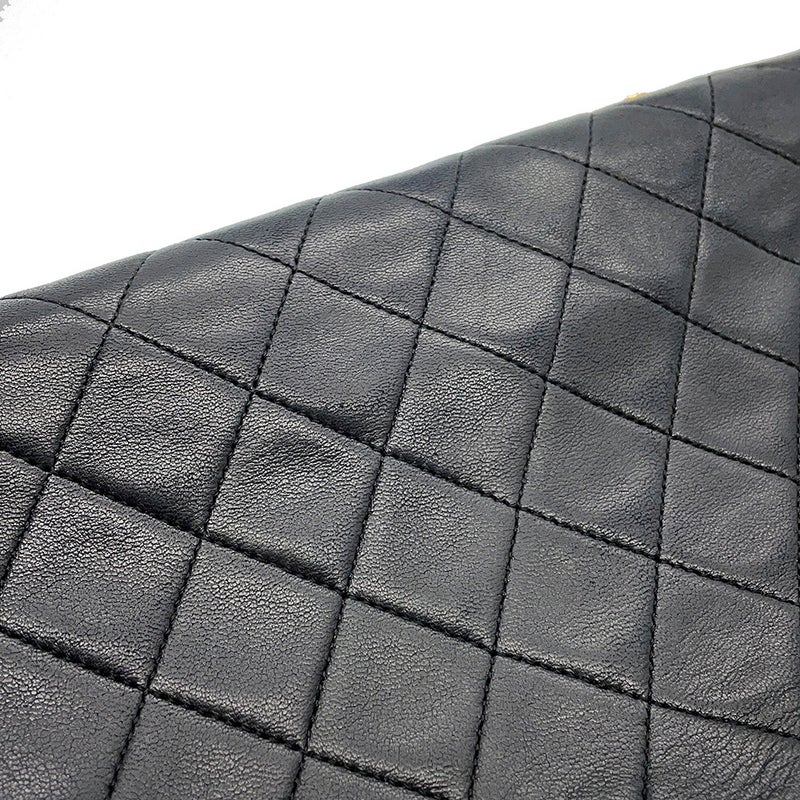 シャネル チェーンショルダーバッグ マトラッセ ココマーク フルフラップ ラムスキン A02500 CHANEL 黒