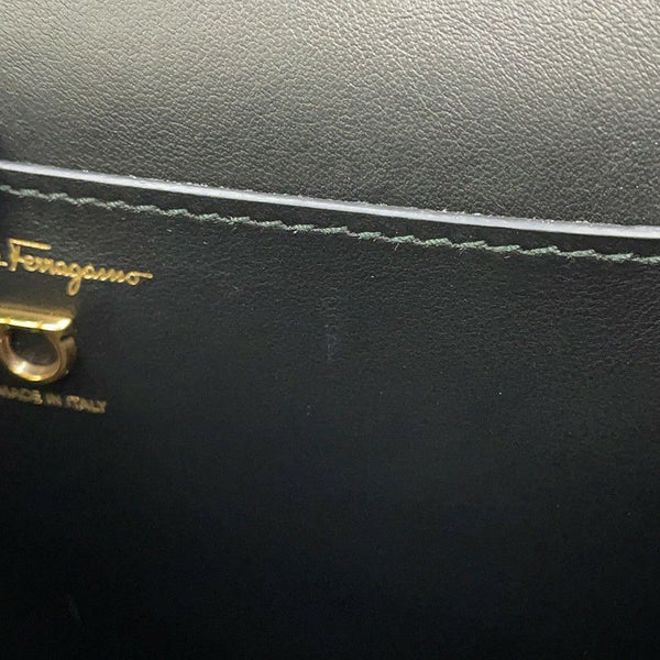 サルヴァトーレ・フェラガモ リュック ガンチーニ レザー Ferragamo 黒 バックパック バッグ