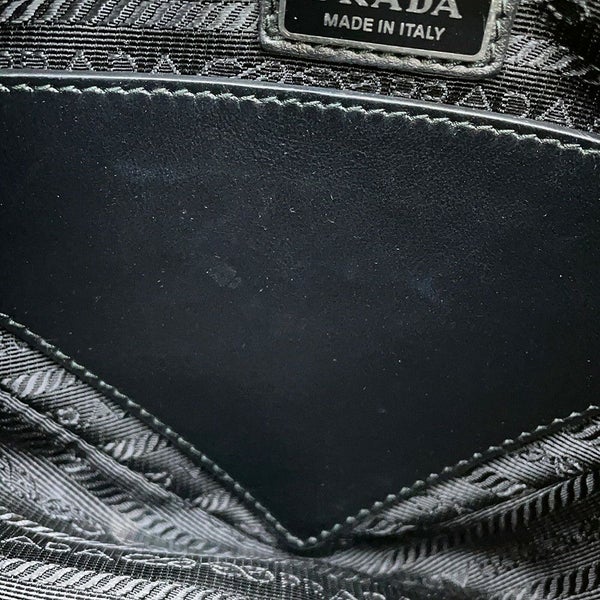 プラダ ショルダーバッグ トライアングル サフィアーノレザー 2VH155 PRADA