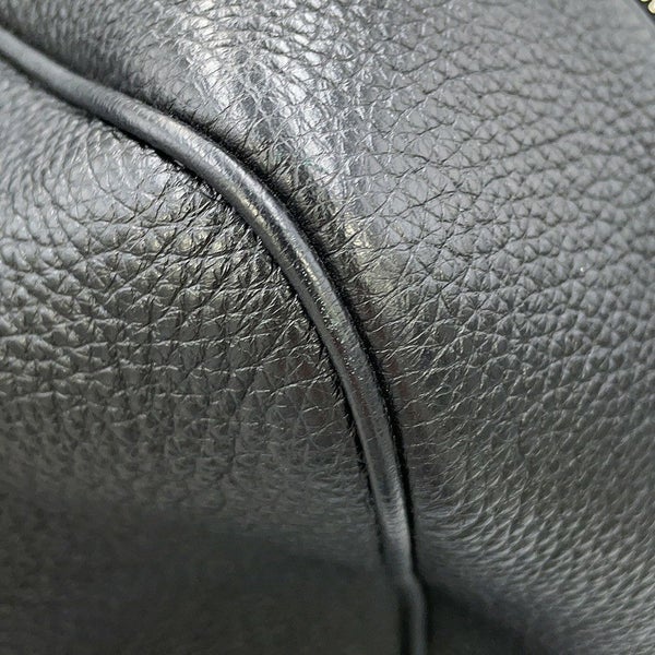 プラダ リュック ヴィッテロダイノ トライアングル バックパック レザー 2VZ099 PRADA バッグ リュックサック 黒