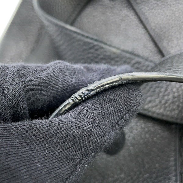 プラダ リュック ヴィッテロダイノ トライアングル バックパック レザー 2VZ099 PRADA バッグ リュックサック 黒