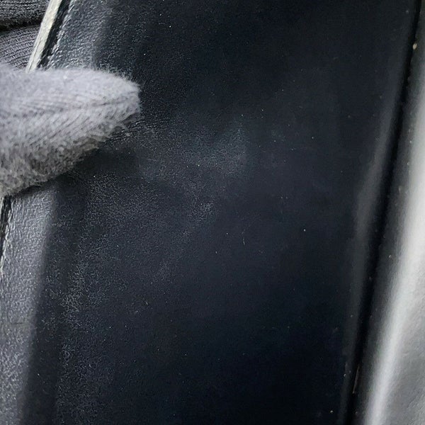 セリーヌ チェーンウォレット トリオンフ マーゴ シャイニーカーフレザー 10L033DPV CELINE 財布 黒