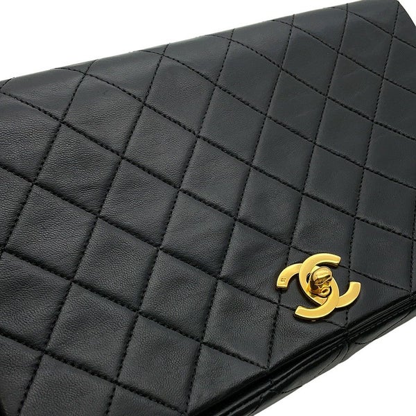 シャネル チェーンショルダーバッグ マトラッセ ココマーク フルフラップ ラムスキン A02500 CHANEL 黒