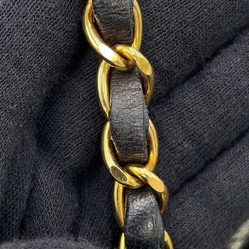 シャネル チェーンショルダーバッグ マトラッセ ココマーク ダイアナ ラムスキン A01164 CHANEL 黒