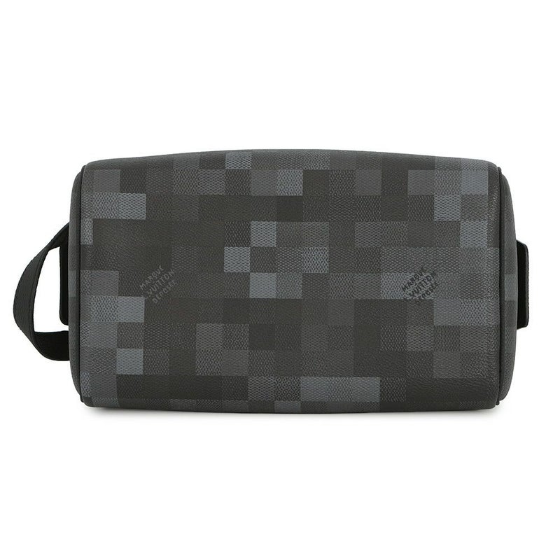 ルイヴィトン クラッチ ダモフラージュ・ブラック キャンバス ドップ・キット M15109 LOUIS VUITTON メンズ 黒 ブラック