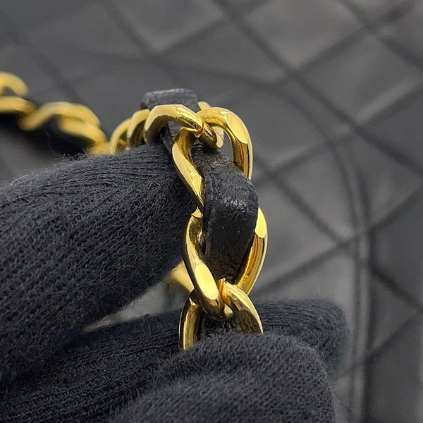シャネル チェーンショルダーバッグ マトラッセ23 ココマーク ダブルチェーン ラムスキン A01113 CHANEL バッグ 黒