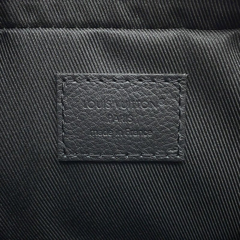 ルイヴィトン ショルダーバッグ モノグラム・シャドウ トリオ・メッセンジャー M46602 LOUIS VUITTON ブラック 黒