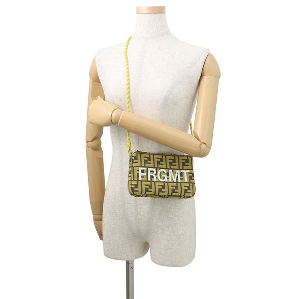 フェンディ ショルダーバッグ フラグメント 藤原ヒロシ コラボ バゲット スリム クラッチ キャンバス 8BS073 FENDI セール品