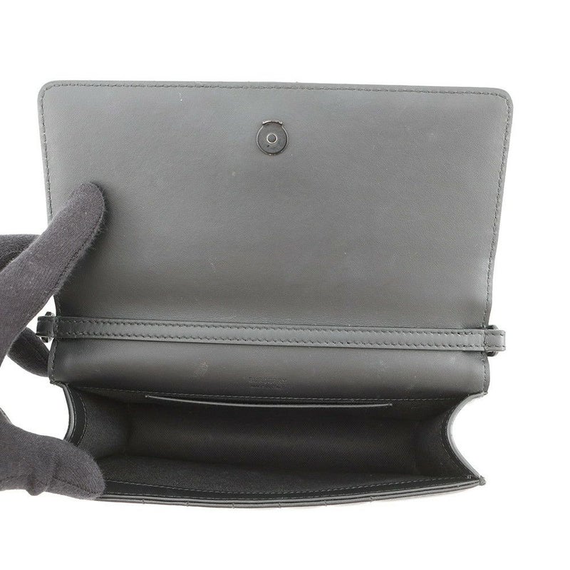 バーバリー チェーンショルダーバッグ ローラクラッチ レザー 8069752 BURBERRY 黒