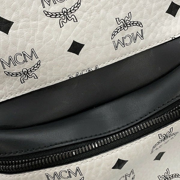 エムシーエム リュック ヴィセトス スターク バックパック レザー MMKCSVE02WT001 MCM バッグ 白 黒
