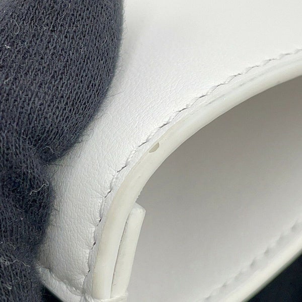 サルヴァトーレ・フェラガモ トートバッグ ガンチーニ 21A012 Ferragamo 白