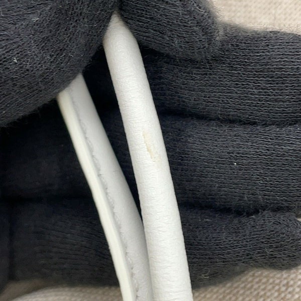 サルヴァトーレ・フェラガモ トートバッグ ガンチーニ 21A012 Ferragamo 白