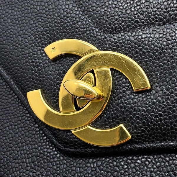 シャネル チェーンショルダーバッグ シェブロン Vステッチ デカココ ココマーク キャビアスキン CHANEL バッグ 黒