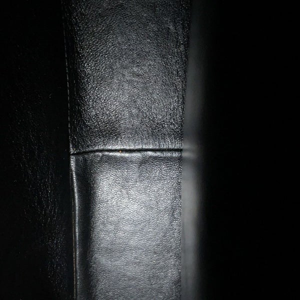 シャネル チェーンショルダーバッグ シェブロン Vステッチ デカココ ココマーク キャビアスキン CHANEL バッグ 黒