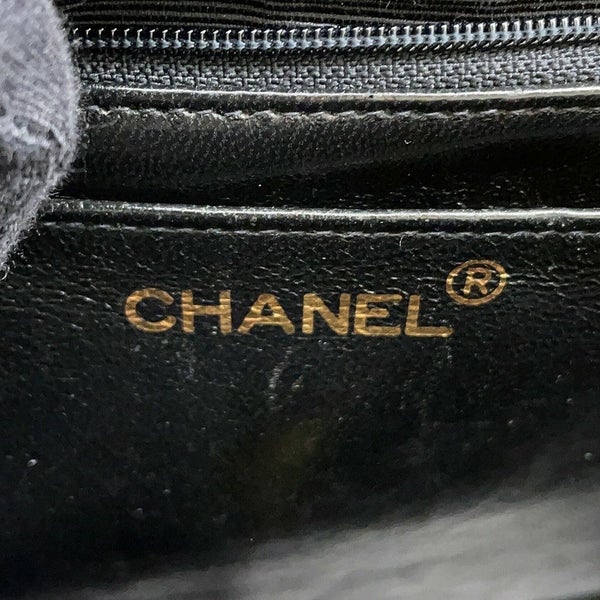 シャネル チェーンショルダーバッグ シェブロン Vステッチ デカココ ココマーク キャビアスキン CHANEL バッグ 黒