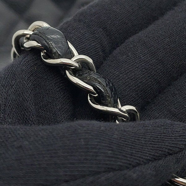 シャネル チェーンショルダーバッグ マトラッセ25 ココマーク ダブルチェーン キャビアスキン A01112 CHANEL 黒