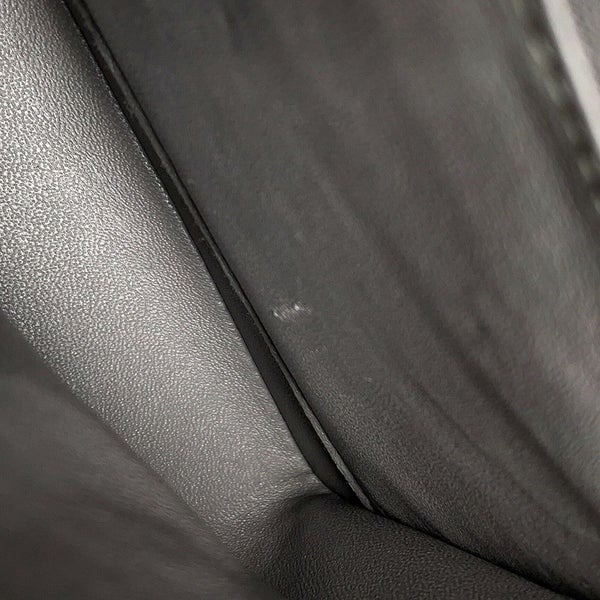 シャネル チェーンショルダーバッグ マトラッセ25 ココマーク ダブルチェーン キャビアスキン A01112 CHANEL