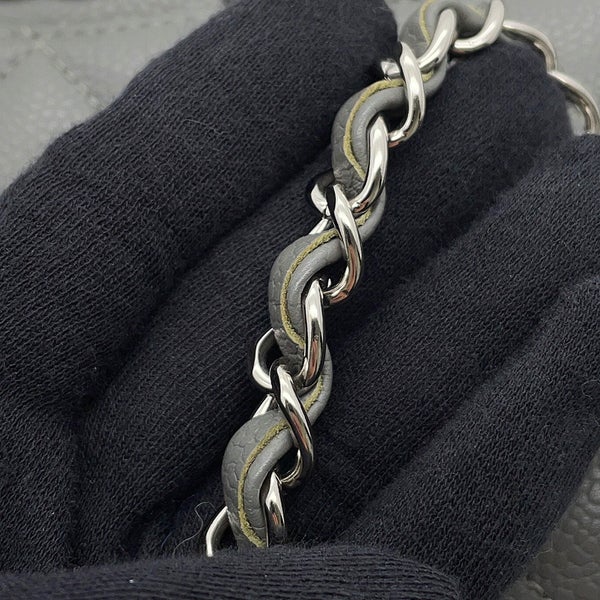 シャネル チェーンショルダーバッグ マトラッセ25 ココマーク ダブルチェーン キャビアスキン A01112 CHANEL