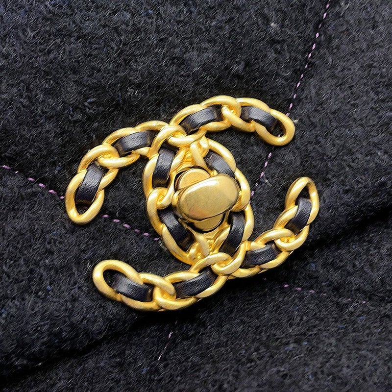 シャネル チェーンショルダーバッグ マトラッセ ココマーク CHANEL19 ツイード AS1160 CHANEL 2way 黒