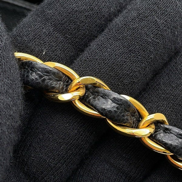 シャネル チェーンショルダーバッグ マトラッセ ココマーク シングルフラップ キャビアスキン CHANEL 黒