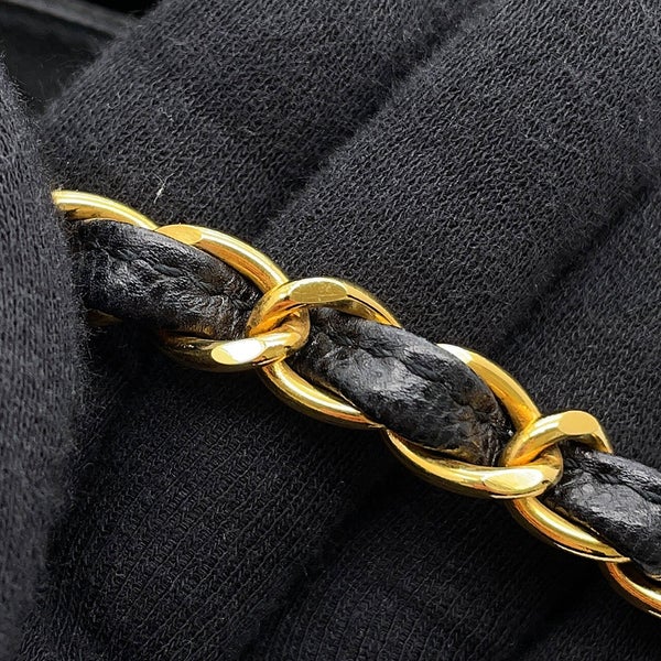 シャネル チェーンショルダーバッグ マトラッセ ココマーク シングルフラップ キャビアスキン CHANEL 黒