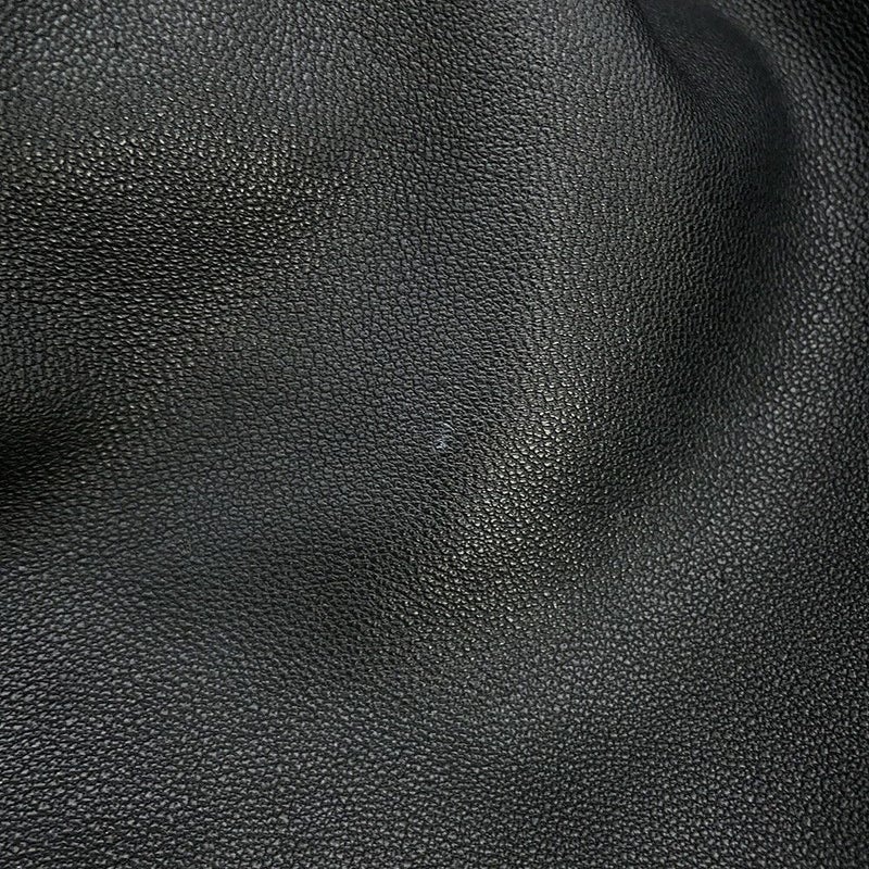 ロエベ ショルダーバッグ スクイーズバッグ ミディアム メローナパラム A914Q37X01 LOEWE 2way 黒