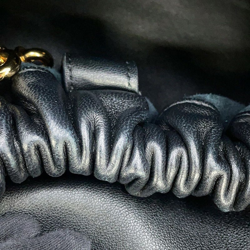 ロエベ ショルダーバッグ スクイーズバッグ ミディアム メローナパラム A914Q37X01 LOEWE 2way 黒