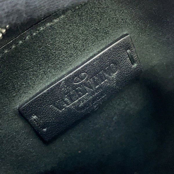 ヴァレンティノ・ガラヴァーニ ショルダーバッグ VLTN ロゴ レザー 2Y2B0943WJW VALENTINO 黒