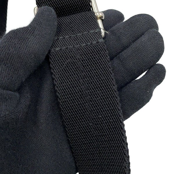 ヴァレンティノ・ガラヴァーニ ショルダーバッグ VLTN ロゴ レザー 2Y2B0943WJW VALENTINO 黒