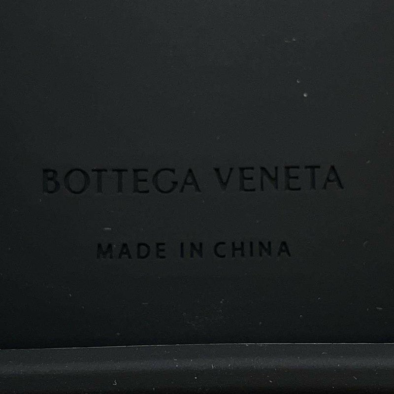 ボッテガヴェネタ iPhone 15 Pro ケース イントレチャート ラバーシリコン 789838 V0EY0 1000 黒