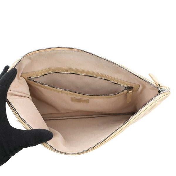 シャネル クラッチバッグ マトラッセ ココマーク ラムスキン A82552 CHANEL バッグ ポーチ